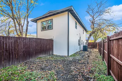 408 Dawson Circle #B, Grand Prairie, TX 75051 - Photo 22