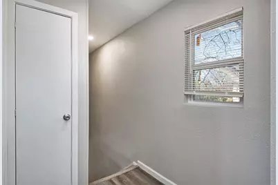 408 Dawson Circle #B, Grand Prairie, TX 75051 - Photo 20