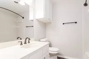 1105 Carrington Ct, Irving, TX 75060 - Photo 10
