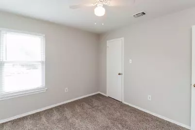 1105 Carrington Court, Irving, TX 75060 - Photo 8