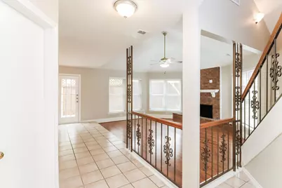 1105 Carrington Court, Irving, TX 75060 - Photo 2