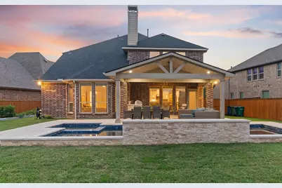 817 Winehart Street, Lewisville, TX 75056 - Photo 2