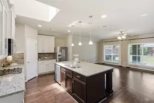 6053 Shiner Dr, Fort Worth, TX 76179 - Photo 10