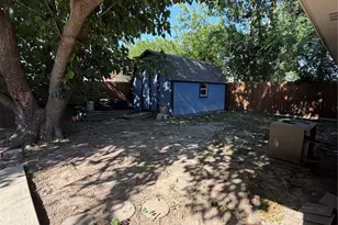 2406 W Broadview St, Greenville, TX 75402 - Photo 34
