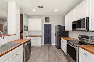 5909 Deck House Rd, Fort Worth, TX 76179 - Photo 14