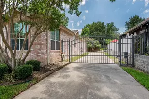 2608 Rochelle Dr, McKinney, TX 75070 - Photo 2