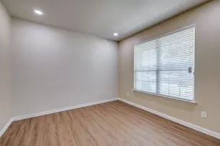 915 Penny Royal Ct, Arlington, TX 76002 - Photo 4