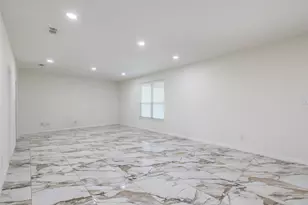 915 Penny Royal Ct, Arlington, TX 76002 - Photo 6