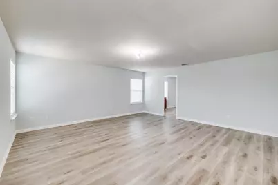 915 Penny Royal Court, Arlington, TX 76002 - Photo 12