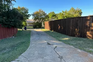 617 Via Del Sur, Mesquite, TX 75150 - Photo 12