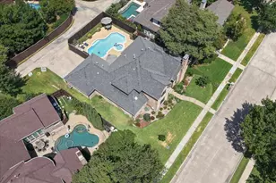 2121 Clearspring Dr S, Irving, TX 75063 - Photo 36