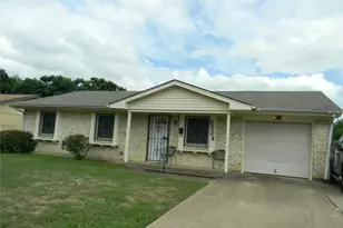 3204 Pacesetter Dr, Dallas, TX 75241 - Photo 2