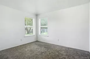 3215 Elmwood Dr, Mesquite, TX 75181 - Photo 12