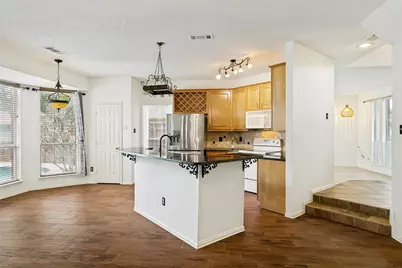 1821 Kingston Lane, Flower Mound, TX 75028 - Photo 10