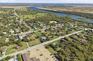 414 E Belknap St, Jacksboro, TX 76458 - Photo 30