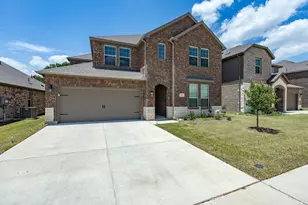 3717 Tracewood Bnd, Aubrey, TX 76227 - Photo 2