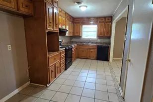 2970 41st St SE, Paris, TX 75462 - Photo 8