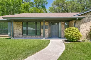 4009 Twilight Dr S, Benbrook, TX 76116 - Photo 2