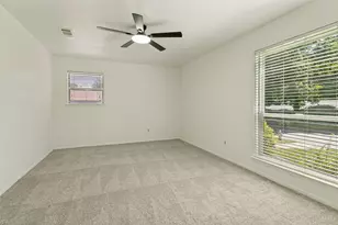 4009 Twilight Dr S, Benbrook, TX 76116 - Photo 10