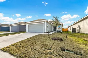 135 Wheatgrass Ln, Princeton, TX 75407 - Photo 2