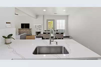 747 Monique, Cedar Hill, TX 75104 - Photo 10