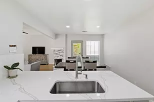 747 Monique, Cedar Hill, TX 75104 - Photo 10