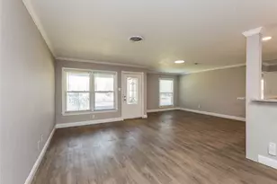 2007 Bradford St, Irving, TX 75061 - Photo 4