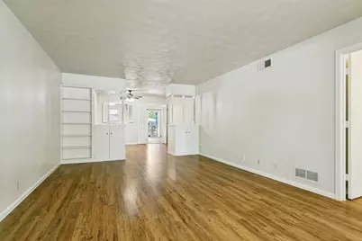 11033 Joymeadow Drive, Dallas, TX 75218 - Photo 2
