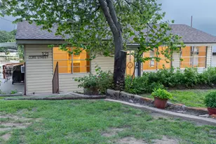 121 Lure St, Bridgeport, TX 76426 - Photo 2