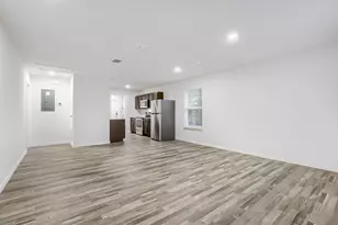 544 Lenox St, Waco, TX 76704 - Photo 2