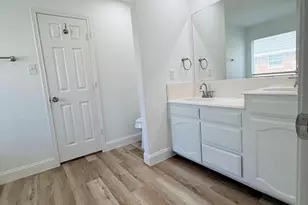 8418 Coventry Dr, Rowlett, TX 75089 - Photo 16