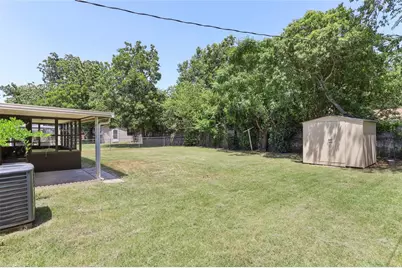 7425 S College Circle, North Richland Hills, TX 76180 - Photo 6