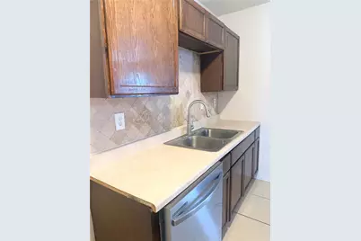 4805 Woodruff Drive, The Colony, TX 75056 - Photo 6