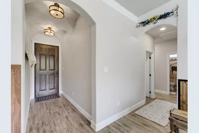 2807 Sky Harbour Drive, Granbury, TX 76049 - Photo 4