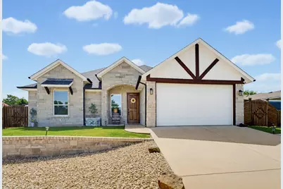 2807 Sky Harbour Drive, Granbury, TX 76049 - Photo 2