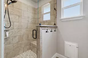 2807 Sky Harbour Dr, Granbury, TX 76049 - Photo 18