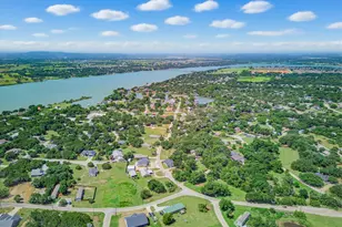 2807 Sky Harbour Dr, Granbury, TX 76049 - Photo 38