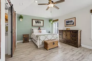 2807 Sky Harbour Dr, Granbury, TX 76049 - Photo 14