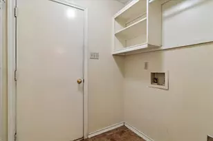 2250 Arbor Creek Dr, Carrollton, TX 75010 - Photo 24