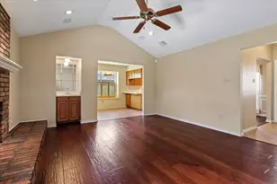 2250 Arbor Creek Dr, Carrollton, TX 75010 - Photo 6