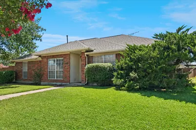2250 Arbor Creek Drive, Carrollton, TX 75010 - Photo 2