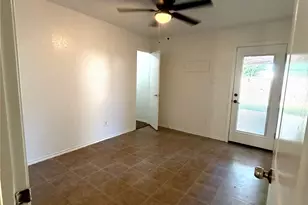 2648 Carmen Dr, Grand Prairie, TX 75052 - Photo 10