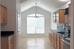 [Address not provided], Grand Prairie, TX 75052 - Photo 4