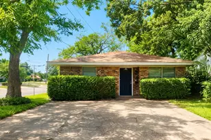 1860 W Kaufman St, Paris, TX 75460 - Photo 1