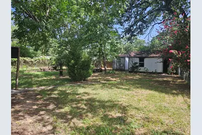 4021 Hollis Street, Haltom City, TX 76111 - Photo 10
