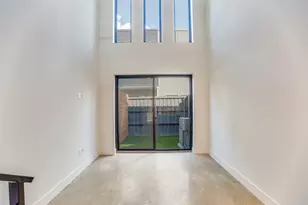 2702 N Carroll Ave, Dallas, TX 75204 - Photo 16