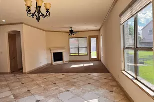 9001 Blue Water Dr, Plano, TX 75025 - Photo 6