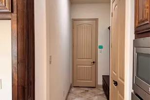 9001 Blue Water Dr, Plano, TX 75025 - Photo 10