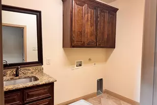 9001 Blue Water Dr, Plano, TX 75025 - Photo 18