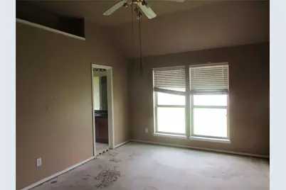 1100 Manhassett Court, Fort Worth, TX 76140 - Photo 6